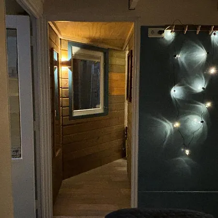 Aan De Dijk Guest house Dordrecht