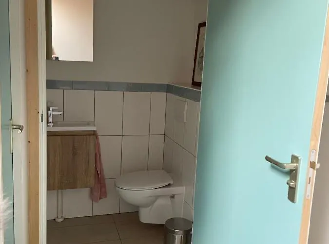 Aan De Dijk Konukevi *