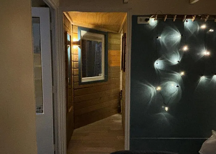 Aan De Dijk Pensión Dordrecht