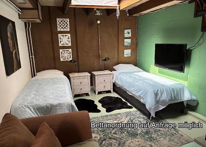 Aan De Dijk Pensión