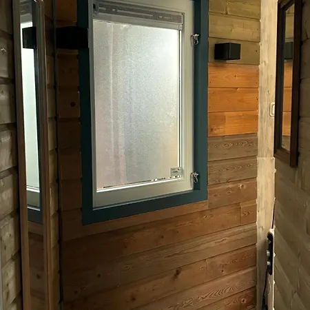 Aan De Dijk Dordrecht